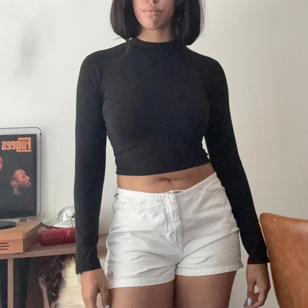 Zara Black Mock Neck Long Sleeve Crop Top Size Medium Slim Fit Minimalist Basic